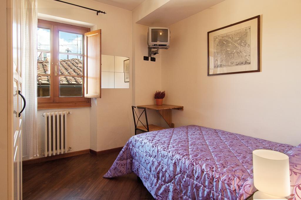 Single Room,117715900:JPEG